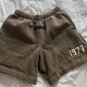 Fear of God Essentials Sweatshorts
